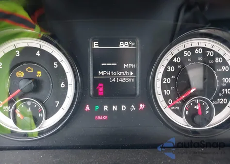 2015 Ram 1500 Express z USA, uszkodzony, nr VIN 1C6RR7FT8FS689670